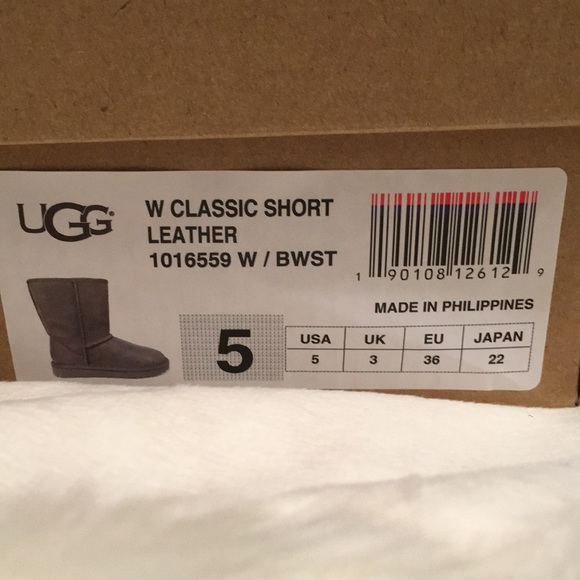 New w classic short leather ugg boot - Picture 6 of 13